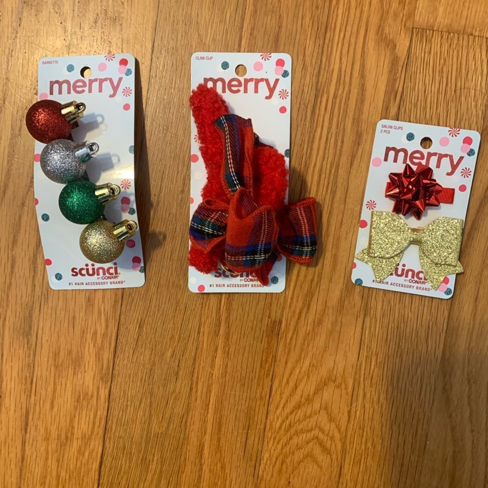 Scunci Christmas Hair Clips